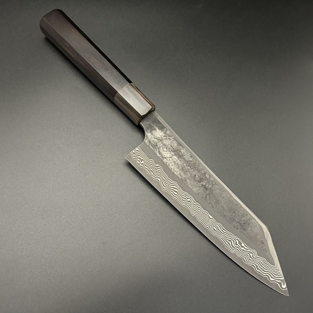 Kiritsuke Stainless Silver 3 Damascus Rosewood White Buffalo 210mm