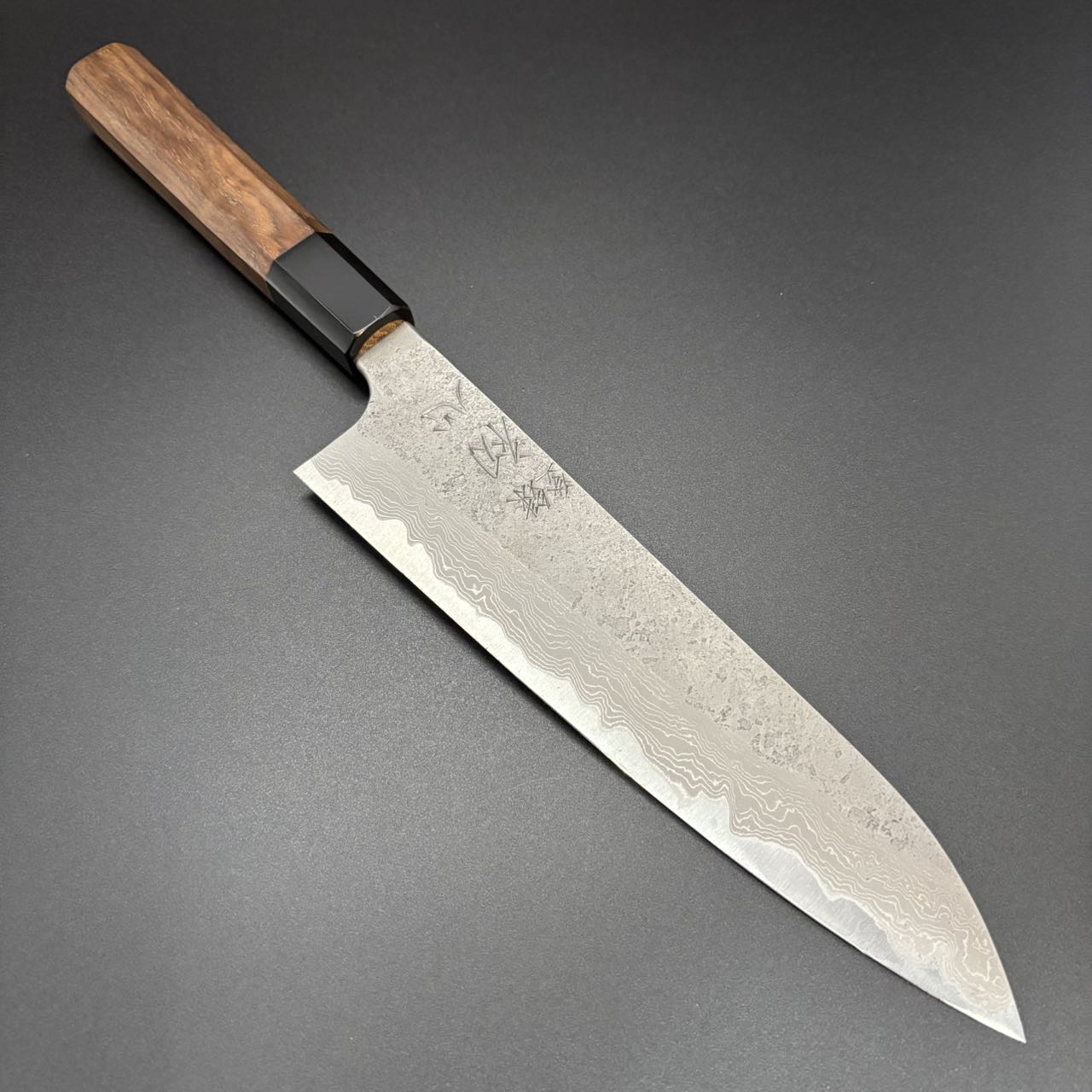 Gyuto Blue-2 Nashiji Damascus Walnut 210mm