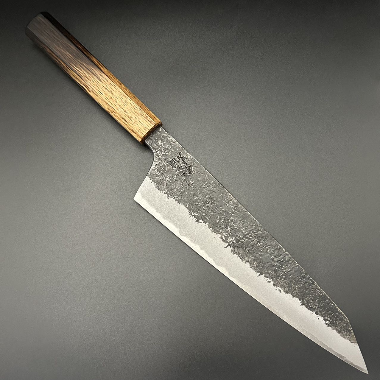 Gyuto Blue-2 Tsuchime Oak Wood 225mm