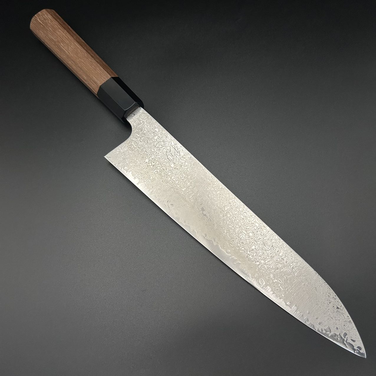 Gyuto Silver 3 Damascus Walnut Black Buffalo 240mm