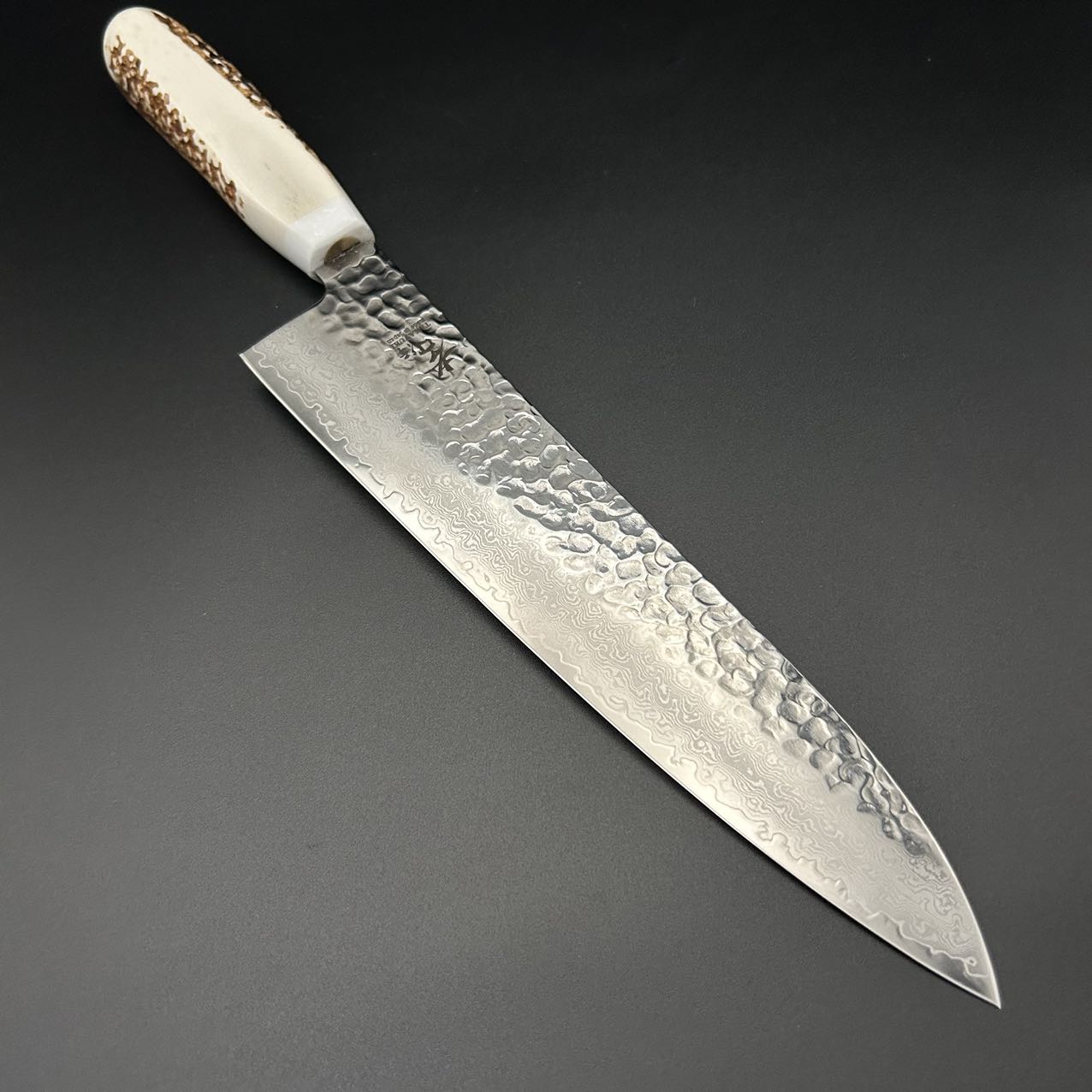 Gyuto VG10 Damascus Deer Antler 240mm