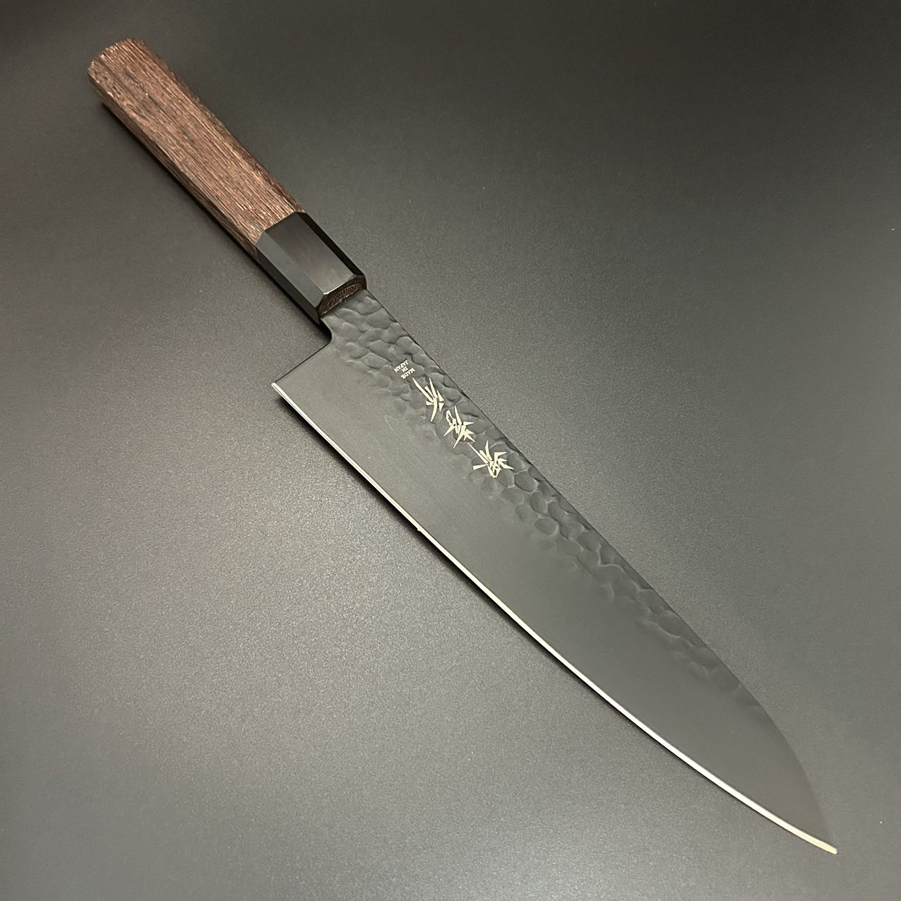 Gyuto VG10 Kurozome-Tsuchime Wenge 210mm