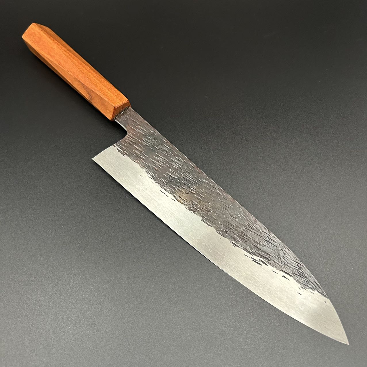 Gyuto White-1 Tsuchime Wood 210mm